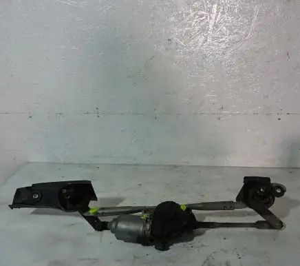 Mazda 6 Front wiper linkage and motor 159300-1431