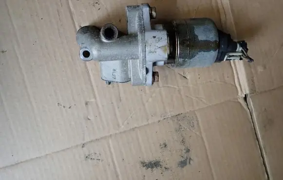 Chevrolet Lacetti EGR thermostat 