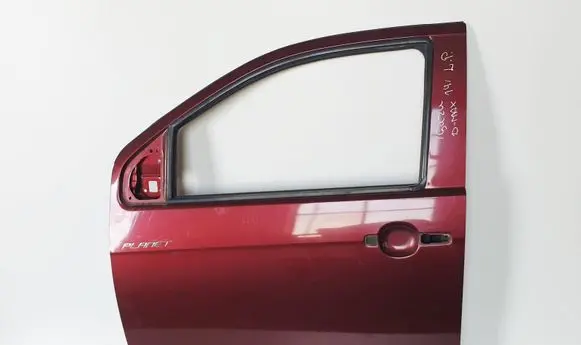 Isuzu D-Max Front door