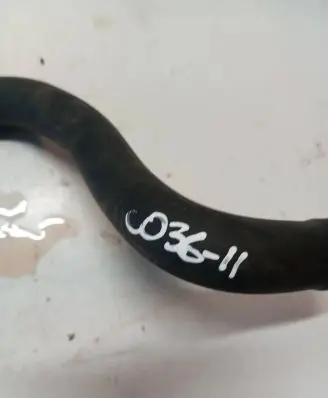 Volvo V40 Engine coolant pipe/hose 31368201