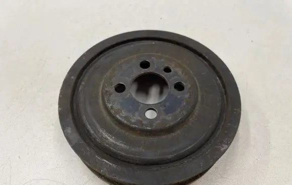 Volkswagen Caddy Crankshaft pulley 03g105243