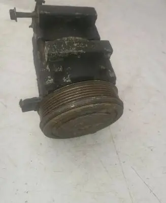Ford Explorer Air conditioning (A/C) compressor (pump)