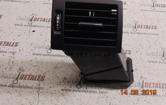 Mercedes-Benz A W169 Dashboard side air vent grill/cover trim A1698300254