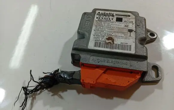 Renault Scenic I Airbag control unit/module 600639500