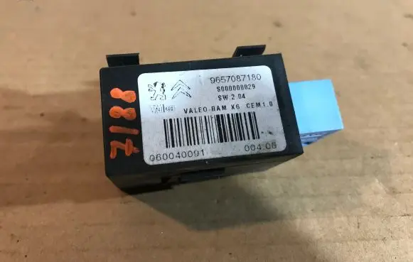 Citroen C6 Seat control module 9657087180