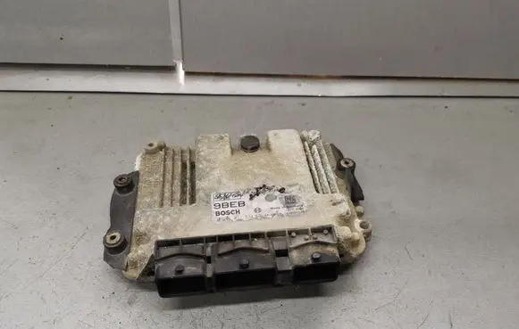 Mazda 3 I Engine control unit/module 0281011534 4M6112A650AB