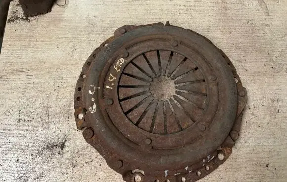 Citroen C4 I Pressure plate 