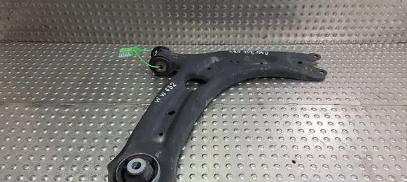 Volkswagen PASSAT B8 Front control arm 3Q0407154D