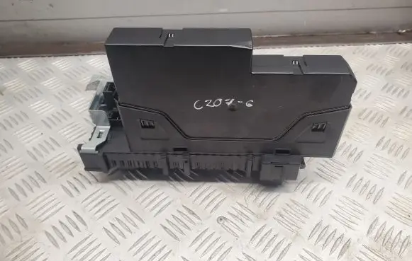 Mercedes-Benz E C207 W207 Fuse box set A2129009722 A2129015305 2129009722