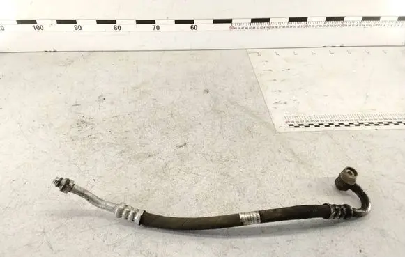 Mercedes-Benz E W212 Pneumatic air compressor intake pipe/hose 2048305216