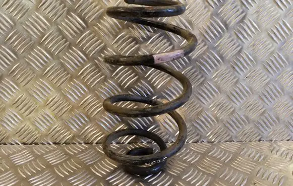 Nissan Note (E11) Rear coil spring