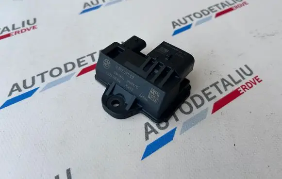BMW 5 F10 F11 Glow plug pre-heat relay 8519472 7822100 12218519472