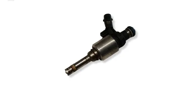 Audi A4 S4 B8 8K Fuel main line pipe 261500074