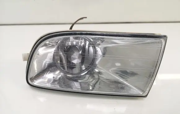 Skoda Octavia Mk2 (1Z) Front fog light 1Z0941699 1Z0941701
