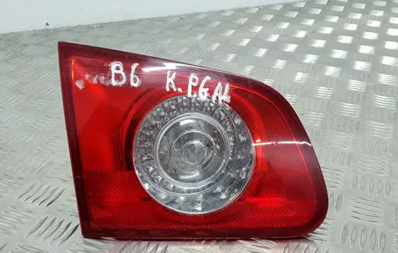 Volkswagen PASSAT B6 Tailgate rear/tail lights 3C9945093A
