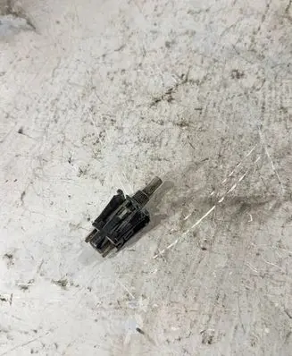 Mercedes-Benz C W202 Tailgate sensor 2018202110