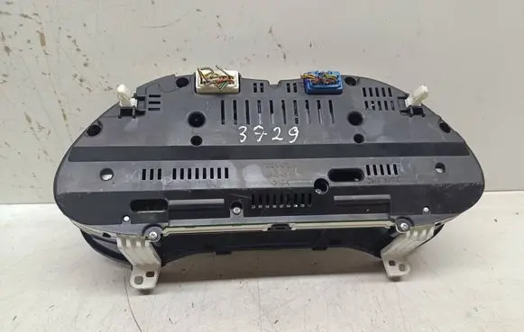 Toyota Avensis T250 Speedometer (instrument cluster) 8380005851B