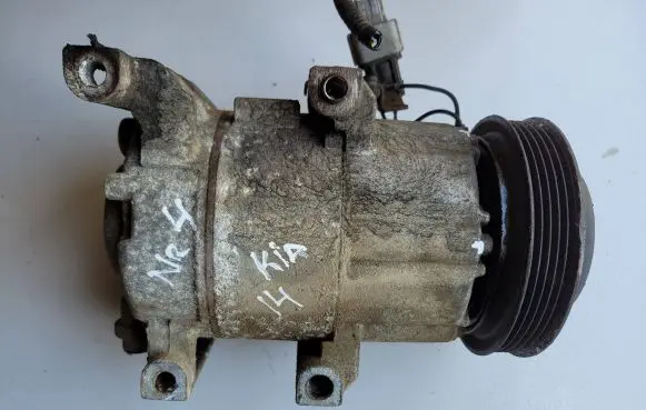 KIA Sportage Air conditioning (A/C) compressor (pump) F500DX9FA11 LD1A0249 FD46XG