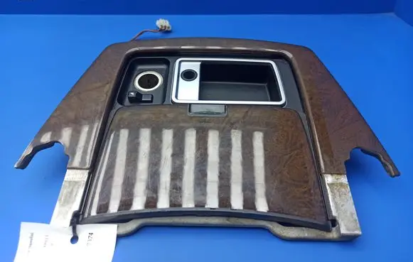 BMW 7 E65 E66 Ashtray (front) 8223327