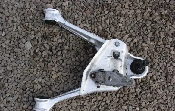 Chevrolet Corvette C5 Front control arm