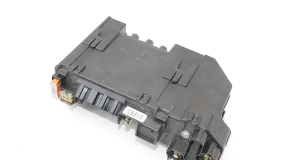 Mercedes-Benz CL C216 Fuse box set 2215400750 A2215400750