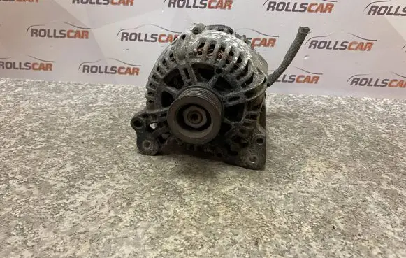 Volkswagen Golf V Generator/alternator 03C903023B TG11C015 2542731F