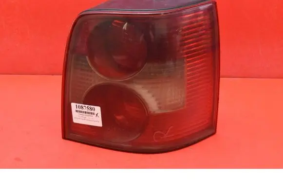 Volkswagen PASSAT B5.5 Rear/tail lights 3B9945096AA