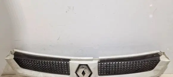 Renault Master II Front grill 8200233765