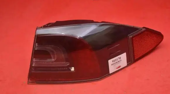Tesla Model S Rear/tail lights 6005921-00-B