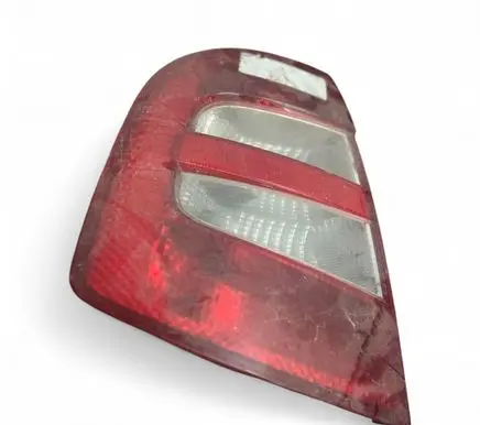 Skoda Fabia Mk1 (6Y) Rear/tail lights 6Y6945095B 6Y6945111B