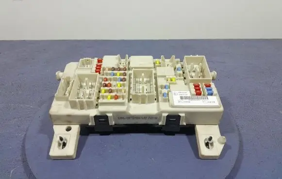 Ford Focus C-MAX Fuse box set 7M5T-14A073-BD