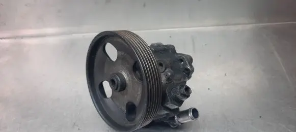Peugeot 807 Power steering pump 9632082380
