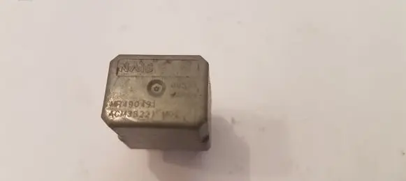 Mitsubishi Pajero Other relay MR490491