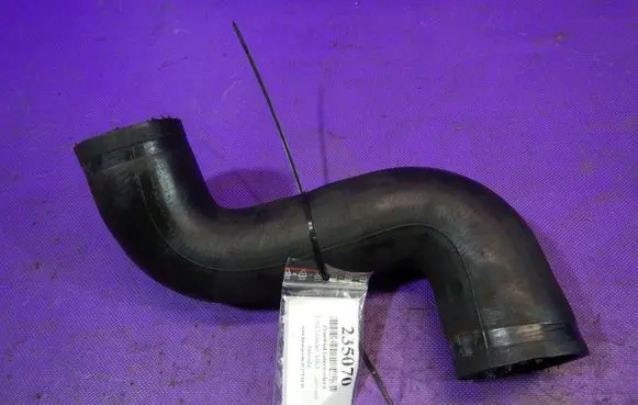 Ford Mondeo Mk III Intercooler hose/pipe 