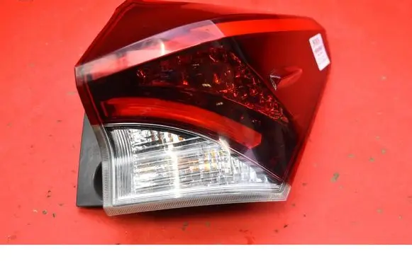 Toyota Auris E180 Rear/tail lights 02-353
