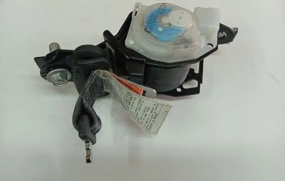 Honda Jazz Middle seatbelt (rear) C7462