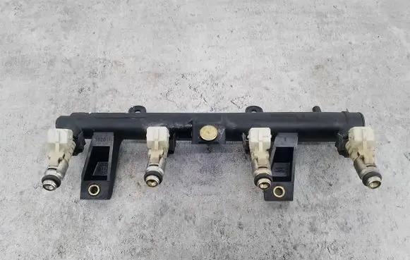 Peugeot 206 Fuel main line pipe 9628982980C