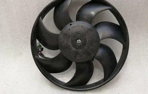 Aston Martin V8 Radiator cooling fan shroud 8D338C607AD