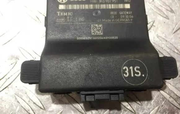Volkswagen Golf V Other control units/modules 1k0907530h 1k0907951