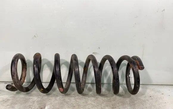 Mitsubishi Outlander Rear coil spring