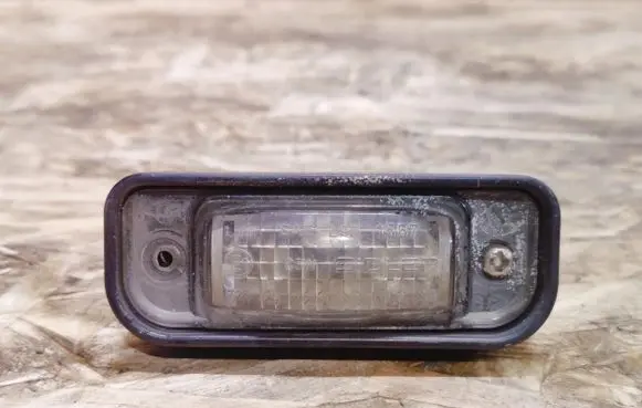 Mercedes-Benz S W220 Number plate light 2208200066