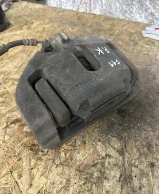 BMW 5 F10 F11 Front brake caliper