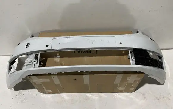 Skoda Octavia Mk3 (5E) Front bumper 5E0807221N