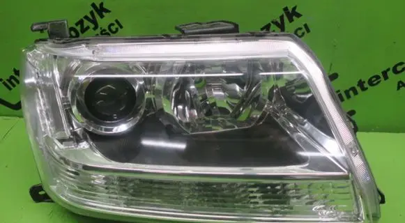 Suzuki Grand Vitara II Headlight/headlamp