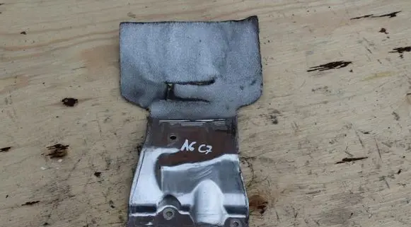 Audi A6 S6 C7 4G Engine mounting bracket 8K0199388BE