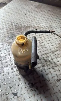 Opel Astra H Power steering pump