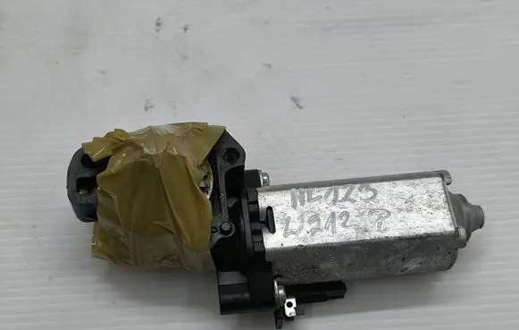 Mercedes-Benz E W212 Seat adjustment motor 