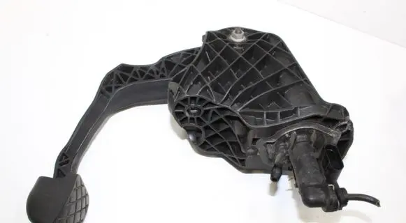 Clutch pedal