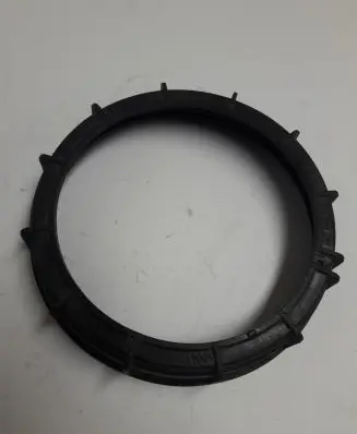 Renault Scenic III - Grand scenic III In tank fuel pump screw locking ring/nut 8200183136