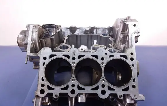 Audi A8 S8 D4 4H Engine block 